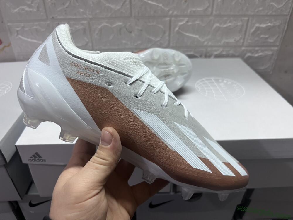 Adidas X Crazyfast.1 FG Low-Tops Football Boots - Silver/White/Brown