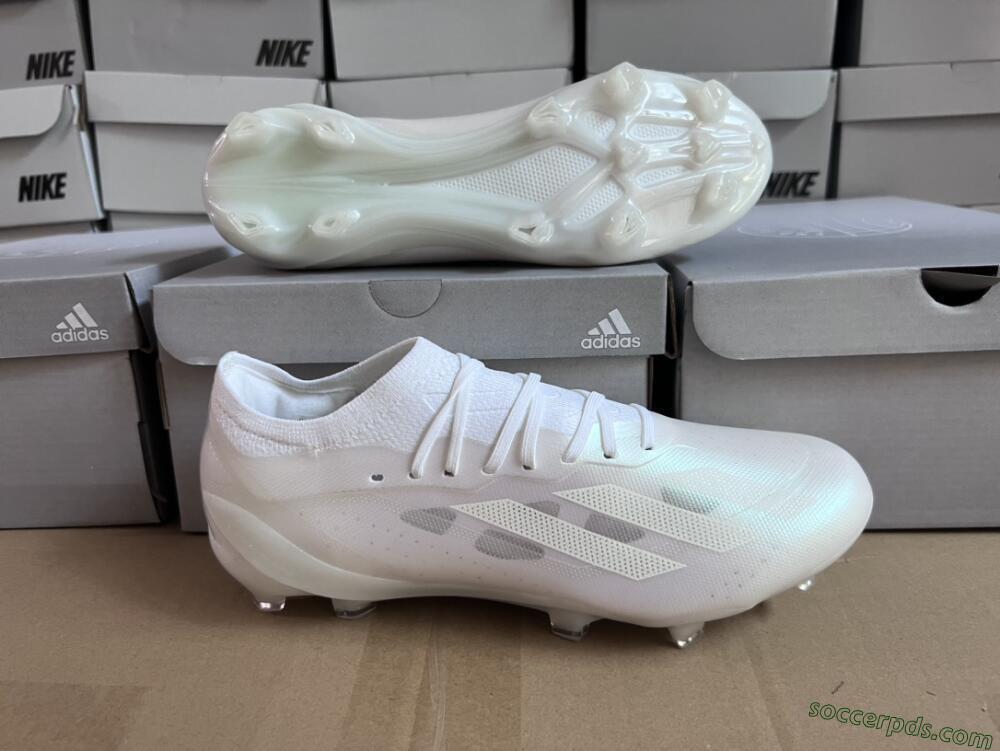 Adidas X Crazyfast.1 FG Low-Tops Football Boots - White/White/White