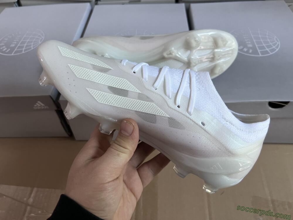 Adidas X Crazyfast.1 FG Low-Tops Football Boots - White/White/White