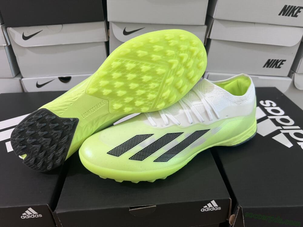 Adidas X Crazyfast.1 TF Low-Tops Football Shoes - Green/White/Black