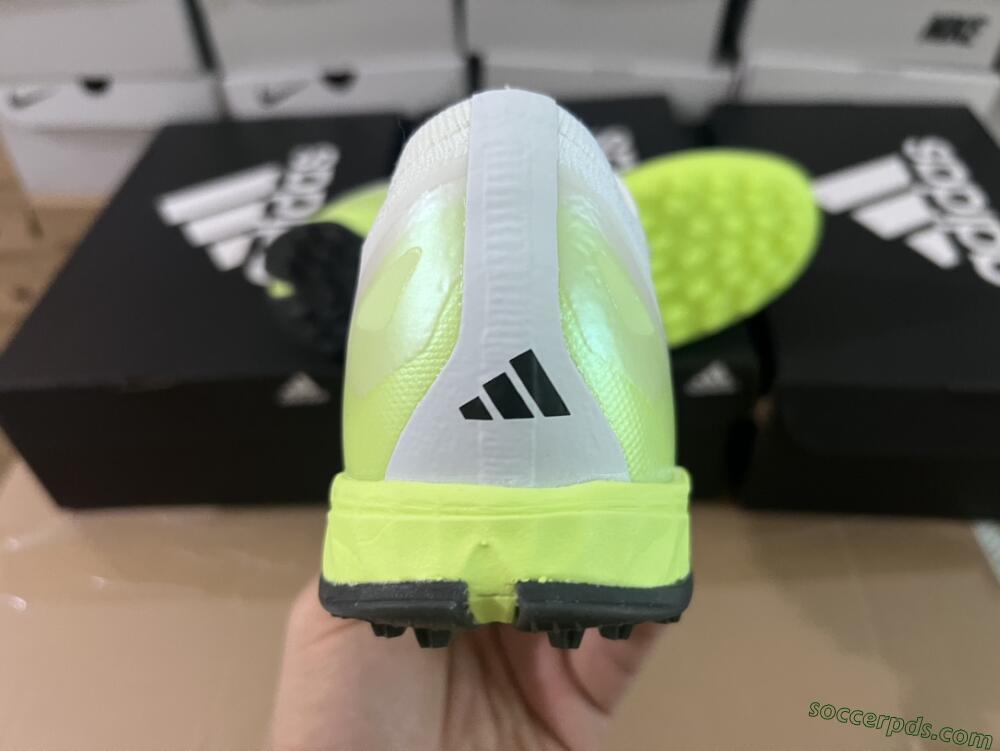Adidas X Crazyfast.1 TF Low-Tops Football Shoes - Green/White/Black
