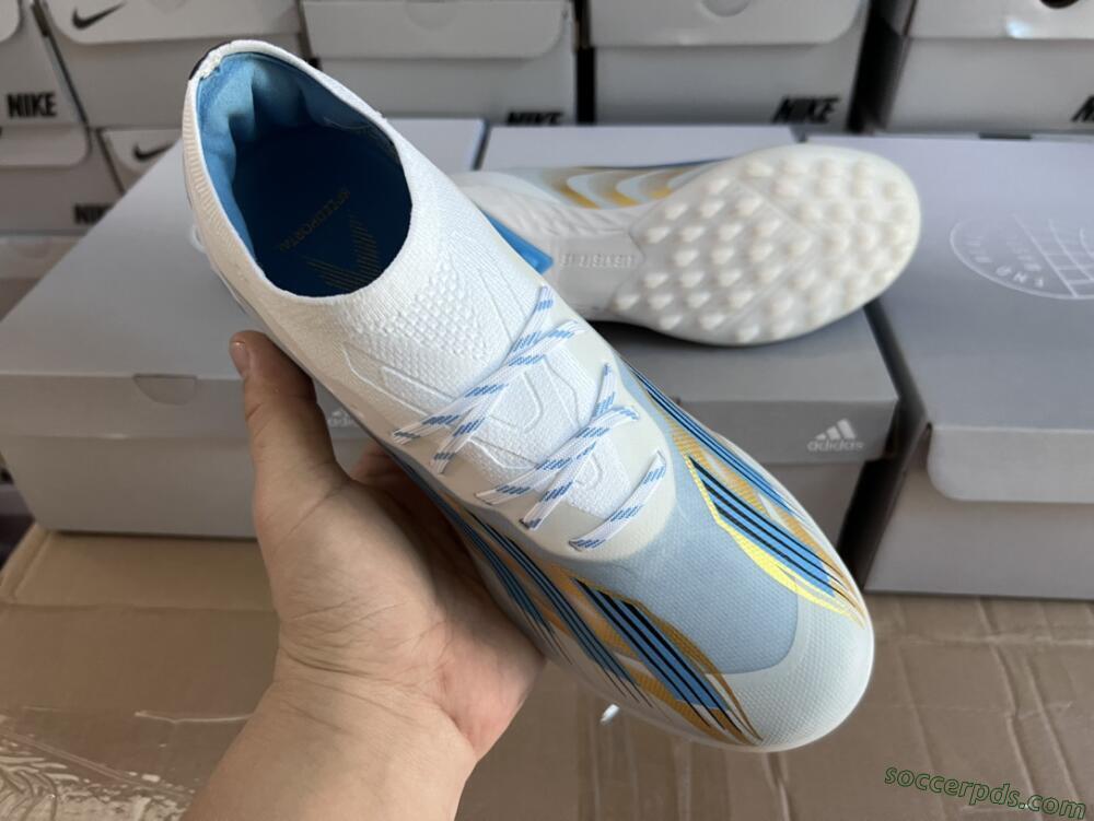 Adidas X Crazyfast.1 TF Low-Tops Football Shoes - White/Blue/Gold