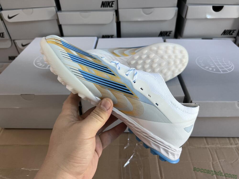 Adidas X Crazyfast.1 TF Low-Tops Football Shoes - White/Blue/Gold