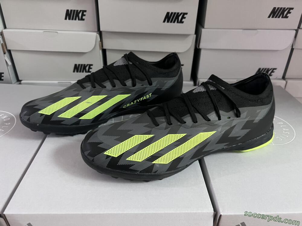 Adidas X Crazyfast.1 TF Low-Tops Football Shoes - Black/Yellow