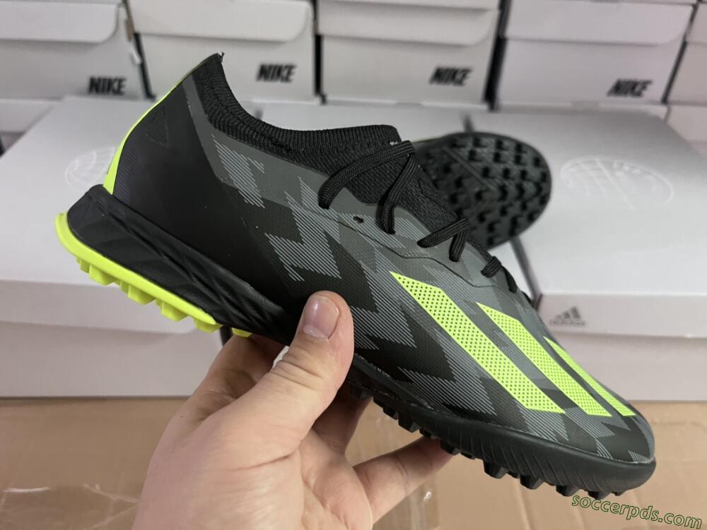 Adidas X Crazyfast.1 TF Low-Tops Football Shoes - Black/Yellow