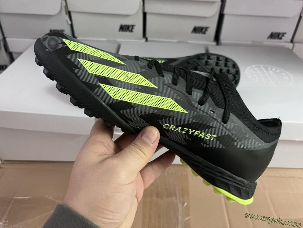 Adidas X Crazyfast.1 TF Low-Tops Football Shoes - Black/Yellow