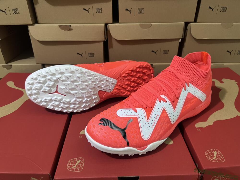 Puma Future Ultimate TF Low-Tops Football Shoes - Red/White/Black
