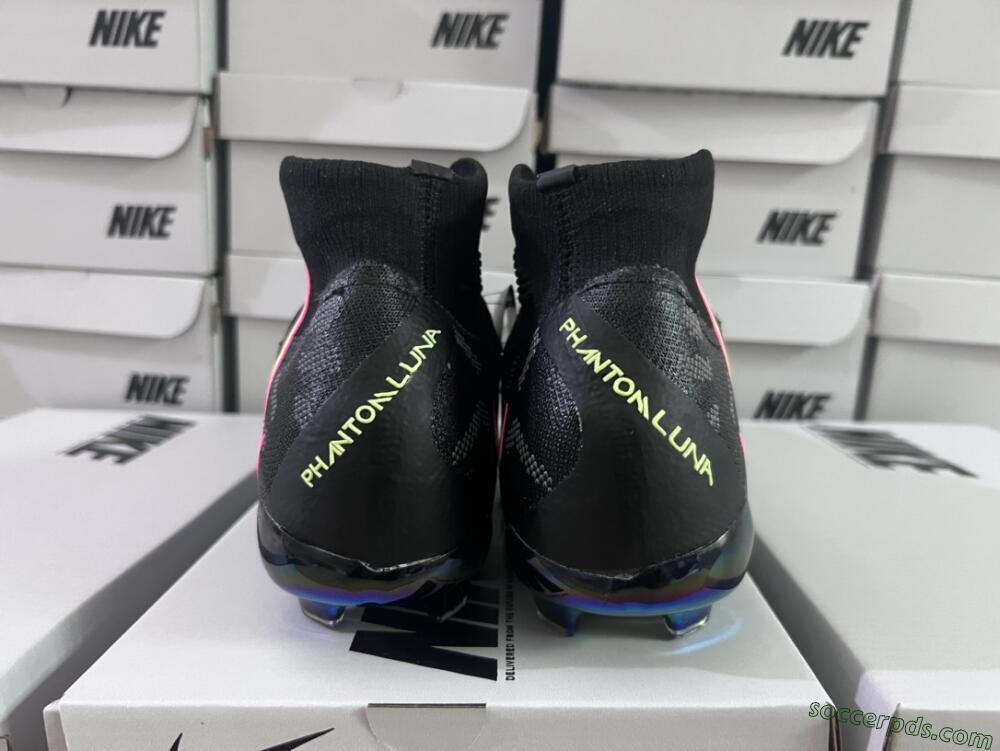 Nike Phantom Luna Elite FG High-Tops Football Boots - Black/Yellow/Pink