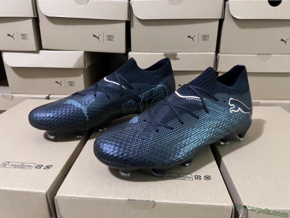 Puma Future Ultimate 2024 FG Low-Tops Football Boots - Black/Blue/Gold