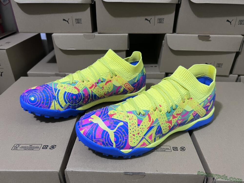 Puma Future X Powercat Tokyo Match TF Low-Tops Football Shoes - Blue/Yellow/Pink