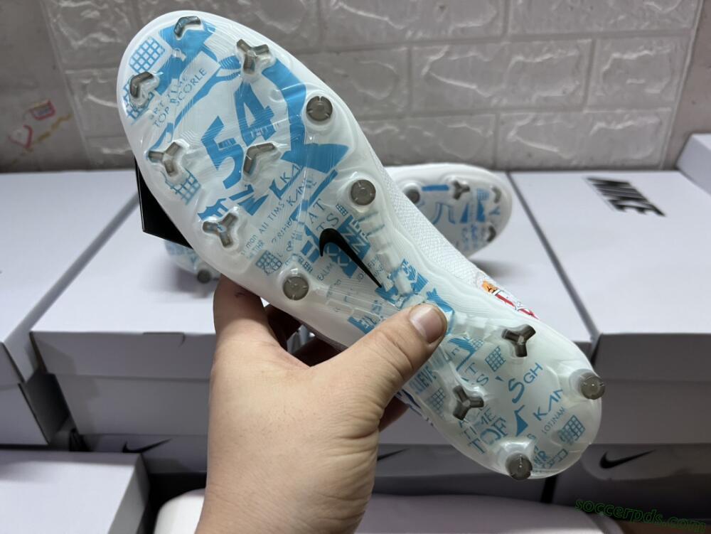 Harry Kane X Nike Phantom GX Elite FG Low-Tops Football Boots - White/Rainbow