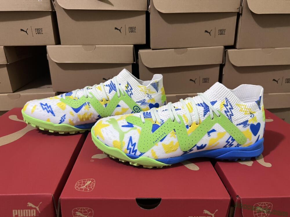 Puma Future Ultimate TF Low-Tops Football Shoes - White/Blue/Yellow/Green