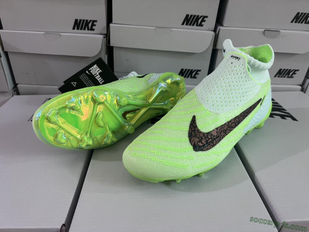 Nike Phantom GX DF Elite FG High-Tops Football Boots - Green/Black/Brown