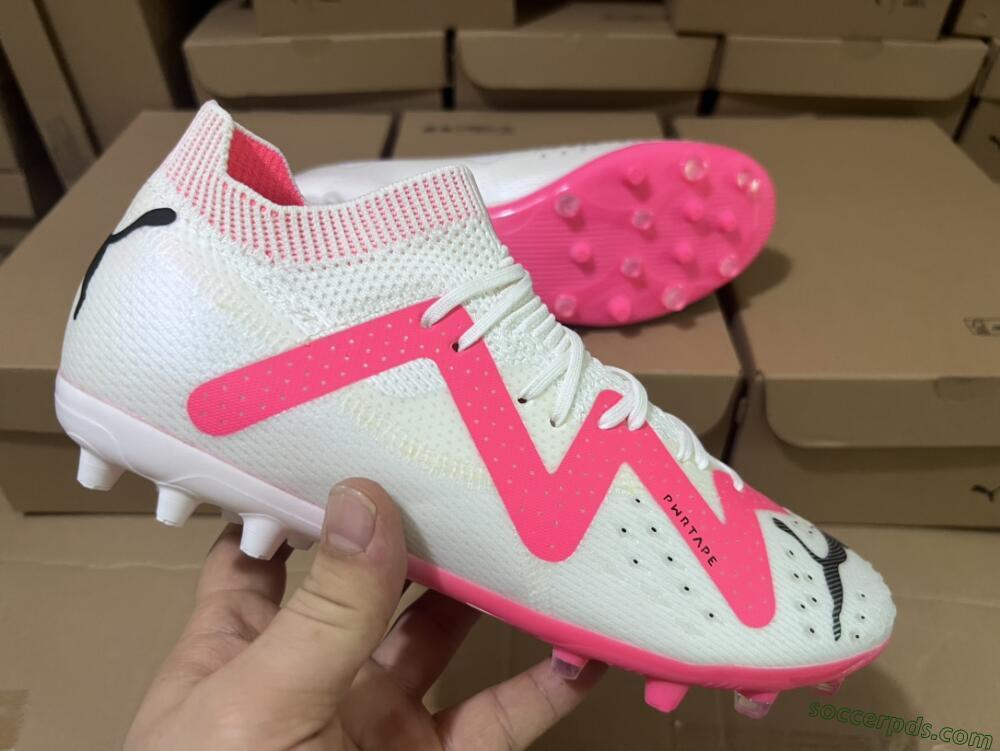 Puma Future Ultimate MG Low-Tops Football Boots - White/Black/Red