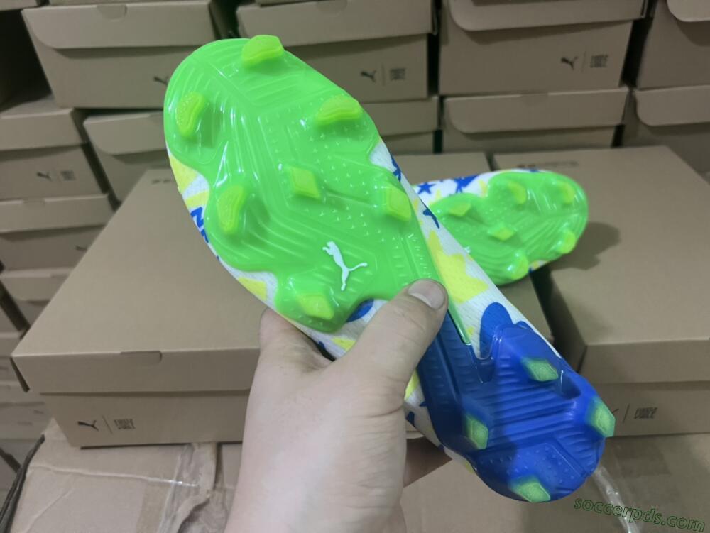 Puma Future Ultimate DNA FG Low-Tops Football Boots - White/Blue/Yellow/Green