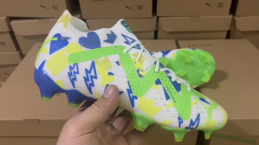 Puma Future Ultimate DNA FG Low-Tops Football Boots - White/Blue/Yellow/Green