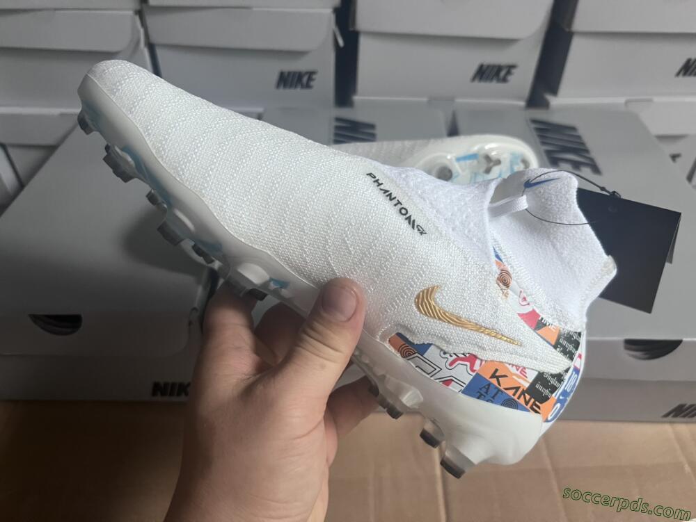 Harry Kane x Nike Phantom GX DF Elite FG Low-Tops Football Boots - White/Gold/Blue