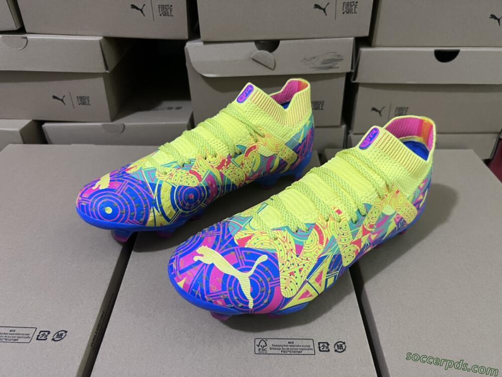 Puma Future Ultimate FG Low-Tops Football Boots - Green/Blue/Pink