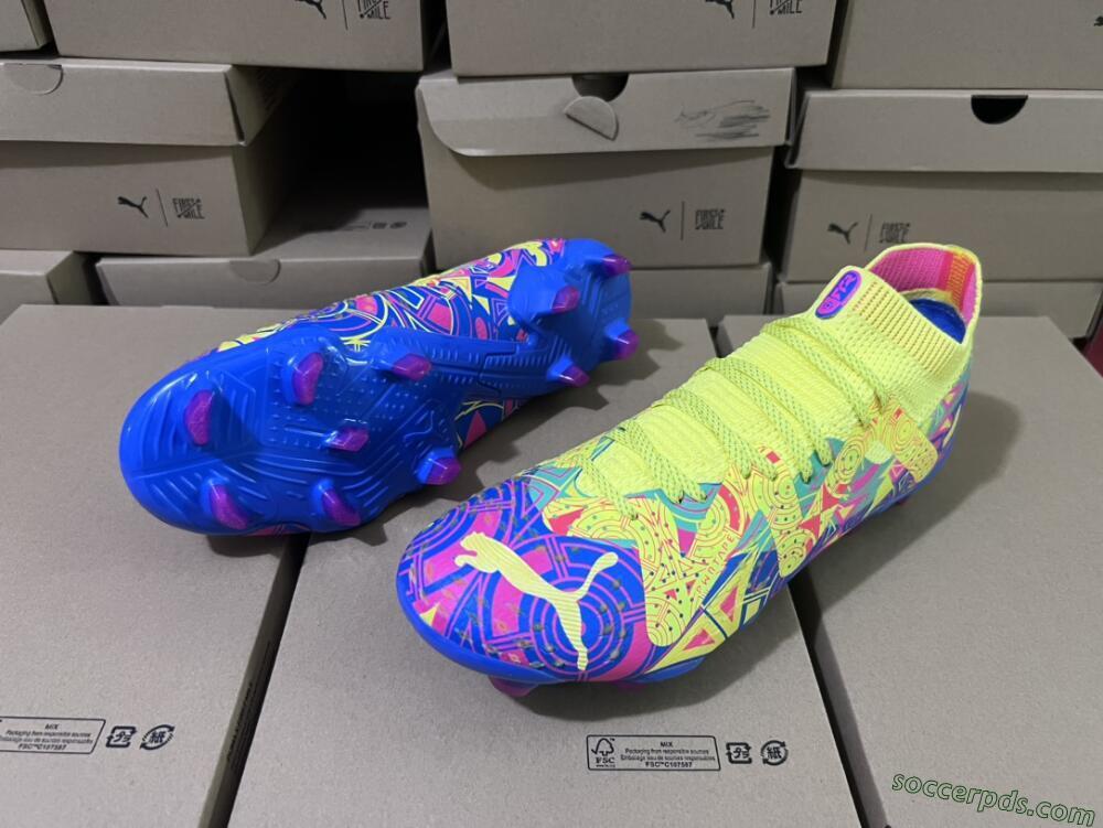 Puma Future Ultimate FG Low-Tops Football Boots - Green/Blue/Pink