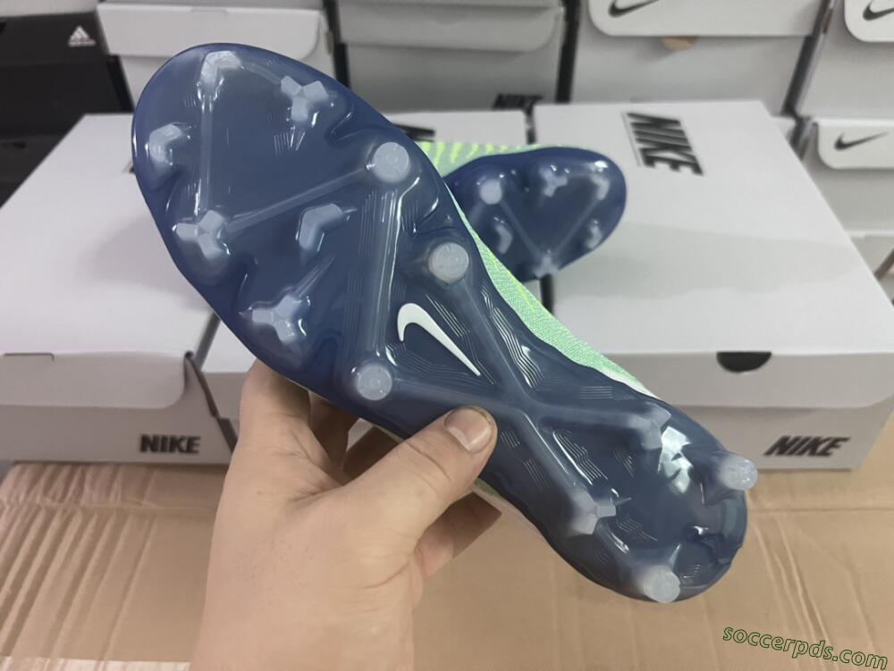 Nike Phantom GX Elite FG Low-Tops Football Boots - Green/White/Blue