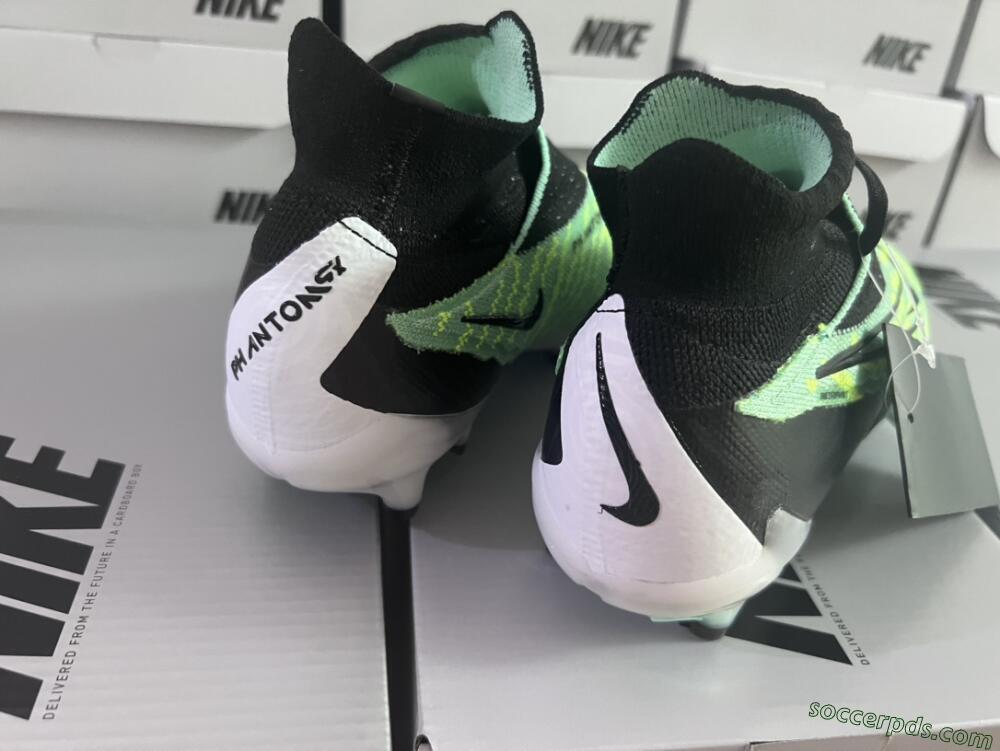 Nike Phantom GX Elite DF FG High-Tops Football Boots - Green/Black/White