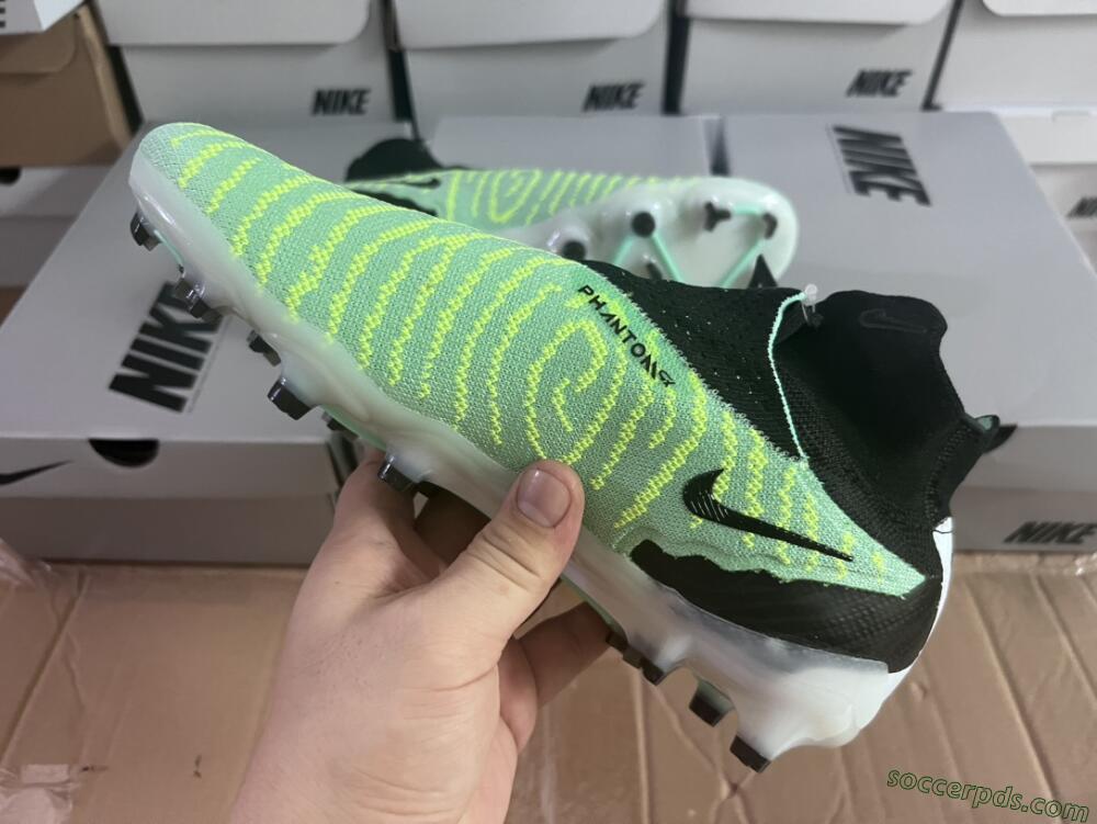 Nike Phantom GX Elite DF FG High-Tops Football Boots - Green/Black/White