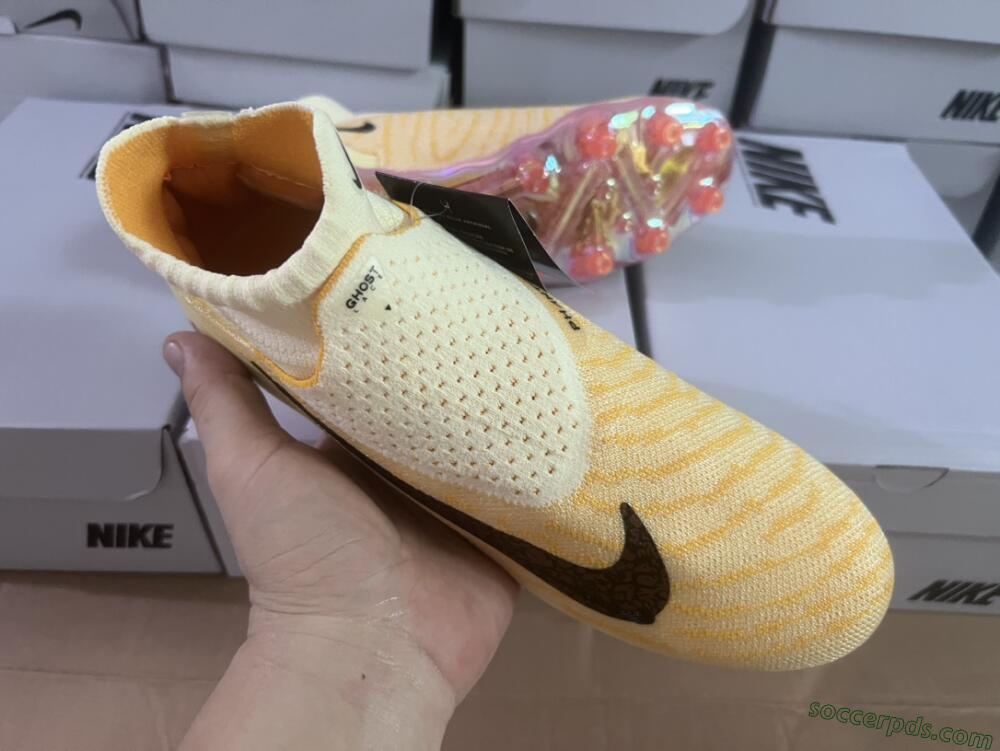 Nike Phantom GX Elite DF Link Blaze Pack FG High-Tops Football Boots - Citron Tint/Burgundy Crush