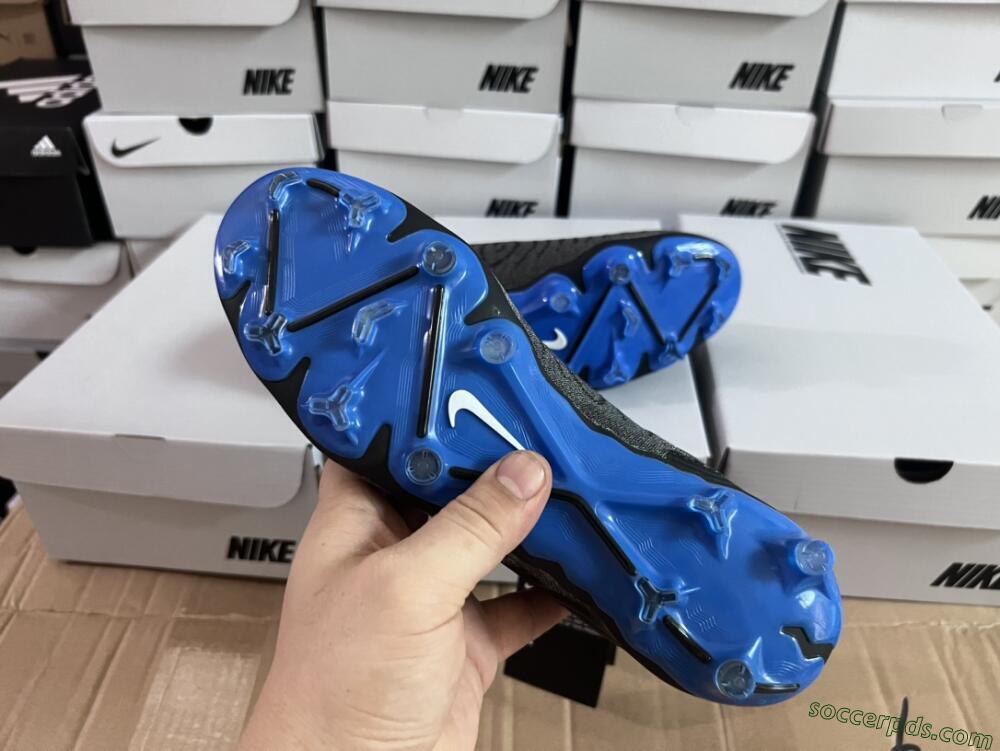 Nike Phantom GX Elite DF Link FG High-Tops Football Boots - Grey/Black/Blue