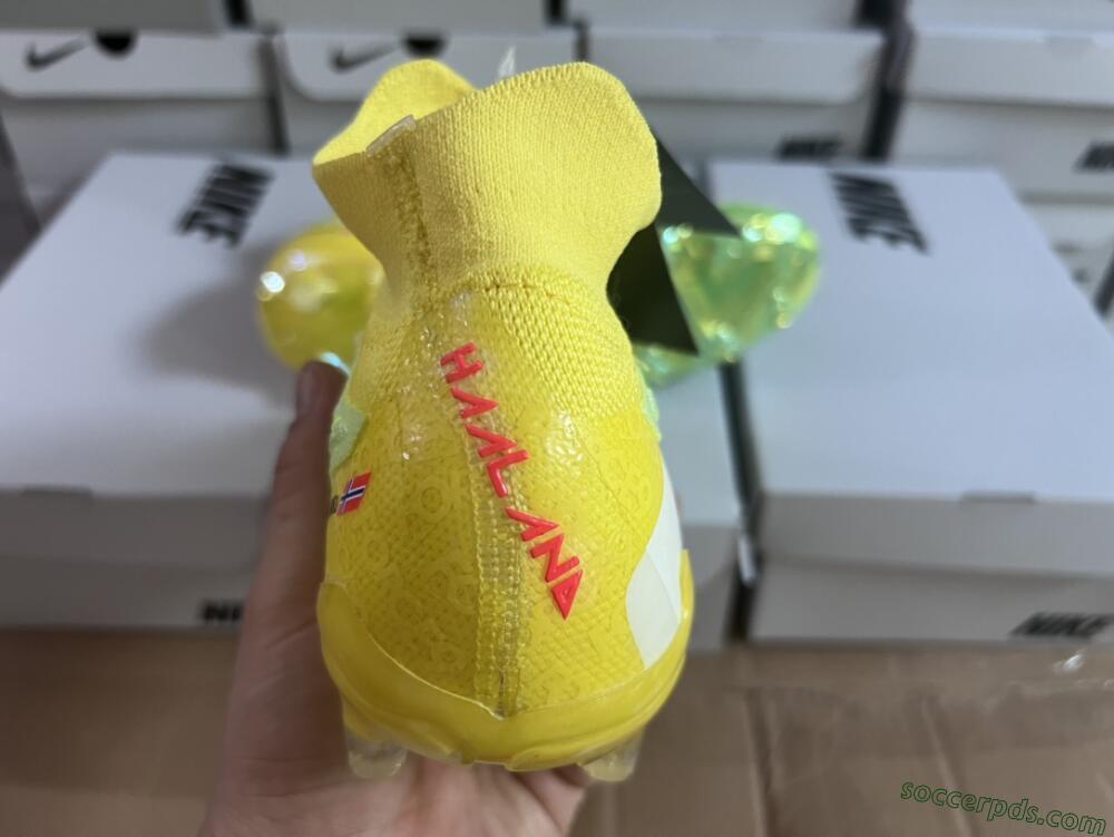 Nike Phantom GX Elite DF FG High-Tops Football Boots - Yellow/Green/Black/Red