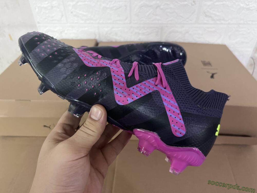 Puma Future Ultimate FG Low-Tops Football Boots - Purple/Pink/Green