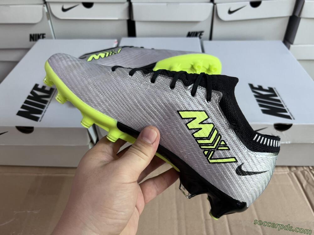 Nike Air Zoom Vapor 15 Elite SE AG Low-Tops Football Boots - Silver/Green/Black