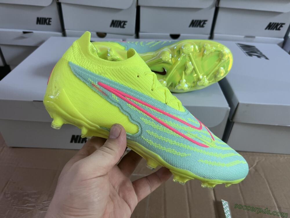 Nike Phantom GX Elite FG Low-Tops Football Boots - Blue/Green/Pink