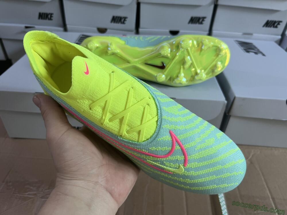 Nike Phantom GX Elite FG Low-Tops Football Boots - Blue/Green/Pink