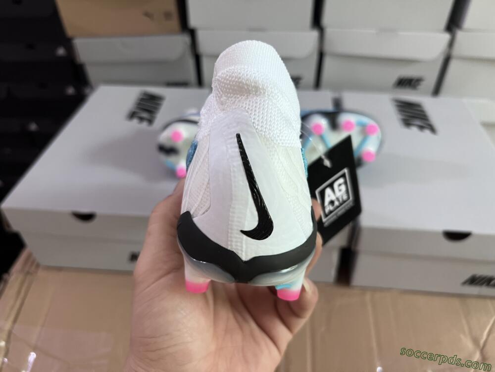 Nike Phantom GX Elite AG Low-Tops Football Boots - Blue/Pink/White