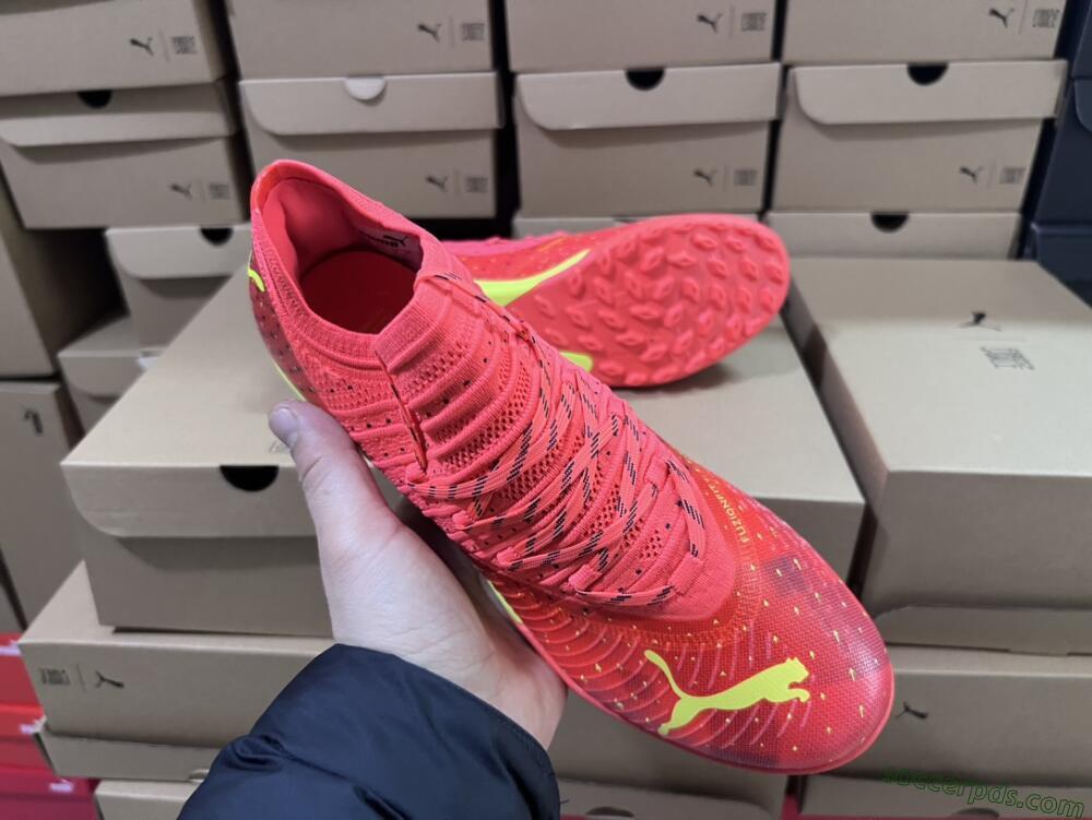 Puma Future Z 1.3 Instinct TF Low-Tops Football Shoes - Orange/Yellow