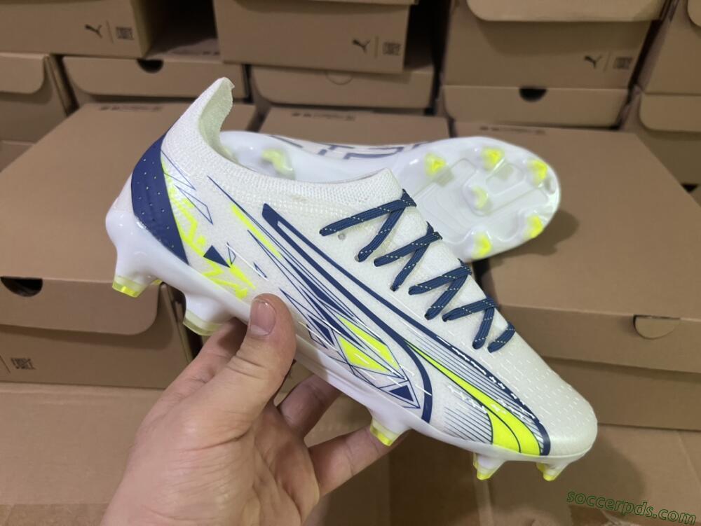 Puma Ultra Ultimate FG Low-Tops Football Boots - White/Blue/Green