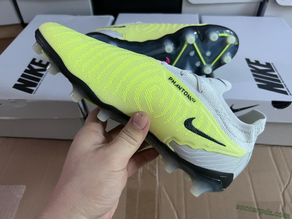 Nike Phantom GX Elite AG Low-Tops Football Boots - Grey/Yellow/Black