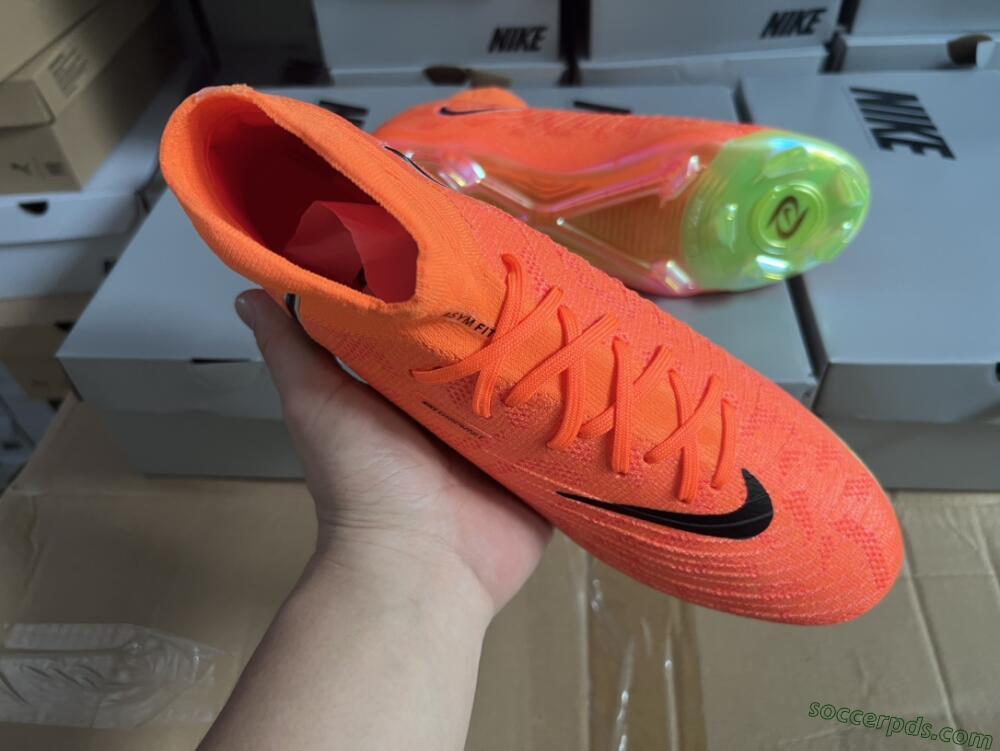 Nike Phantom Luna Elite FG High-Tops Football Boots - Orange/Black/Green