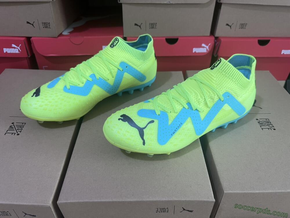 Puma Future Ultimate MG Low-Tops Football Boots - Yellow/Blue