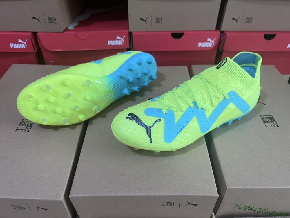 Puma Future Ultimate MG Low-Tops Football Boots - Yellow/Blue