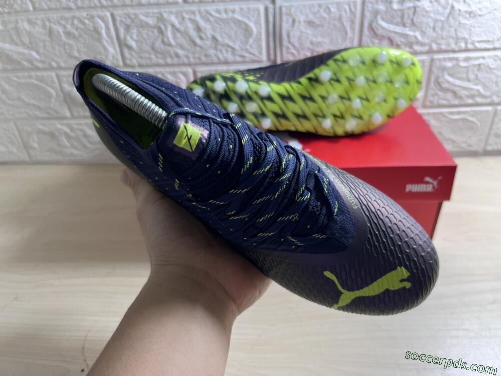 Puma Future Z 1.3 Instinct MG Low-Tops Football Boots - Black/Green