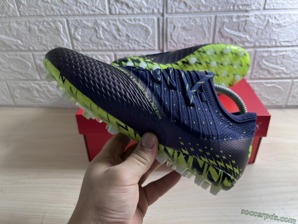 Puma Future Z 1.3 Instinct MG Low-Tops Football Boots - Black/Green