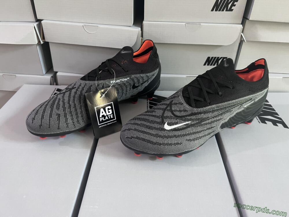 Nike Phantom GX Elite AG Low-Tops Football Boots - Black/Grey