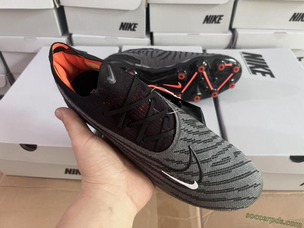 Nike Phantom GX Elite AG Low-Tops Football Boots - Black/Grey