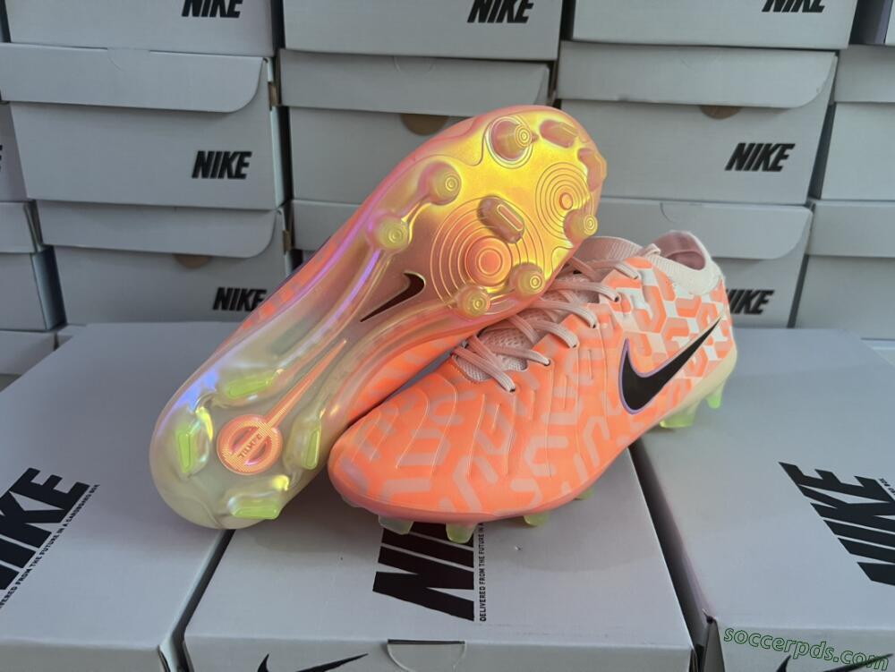 Nike Tiempo Legend 10 Elite FG Low-Tops Football Boots - Pink/Black