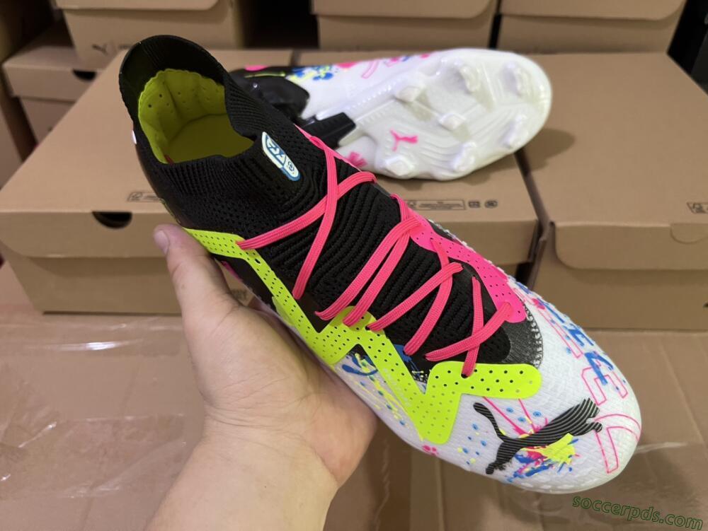 Puma Future X Powercat Tokyo Match FG Low-Tops Football Boots - White/Black/Green/Pink