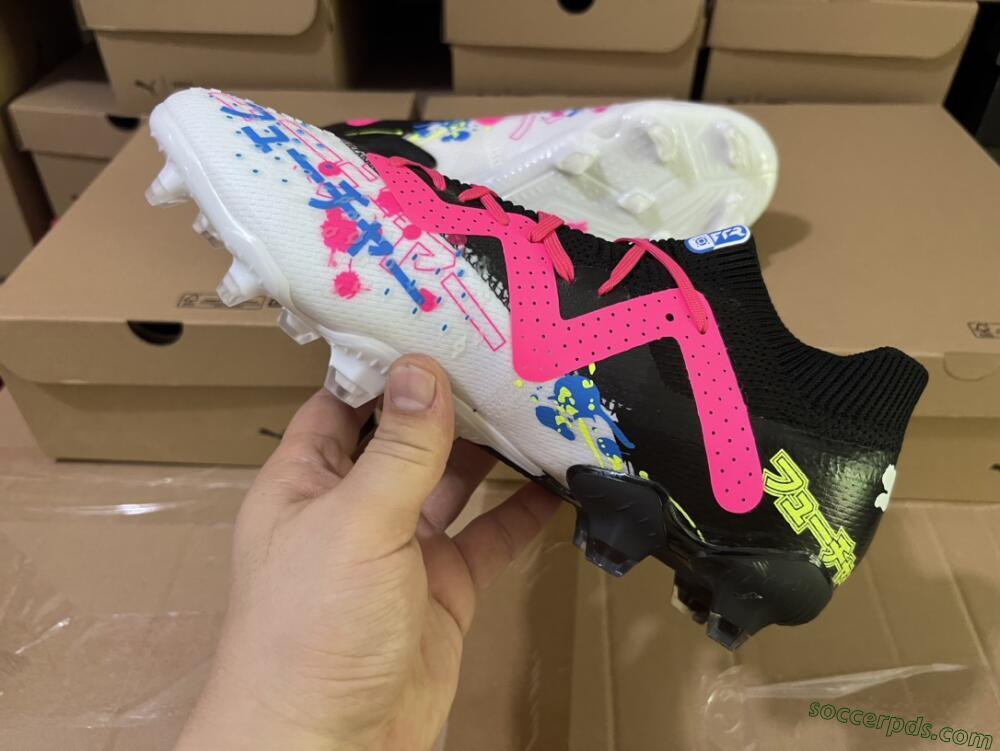 Puma Future X Powercat Tokyo Match FG Low-Tops Football Boots - White/Black/Green/Pink