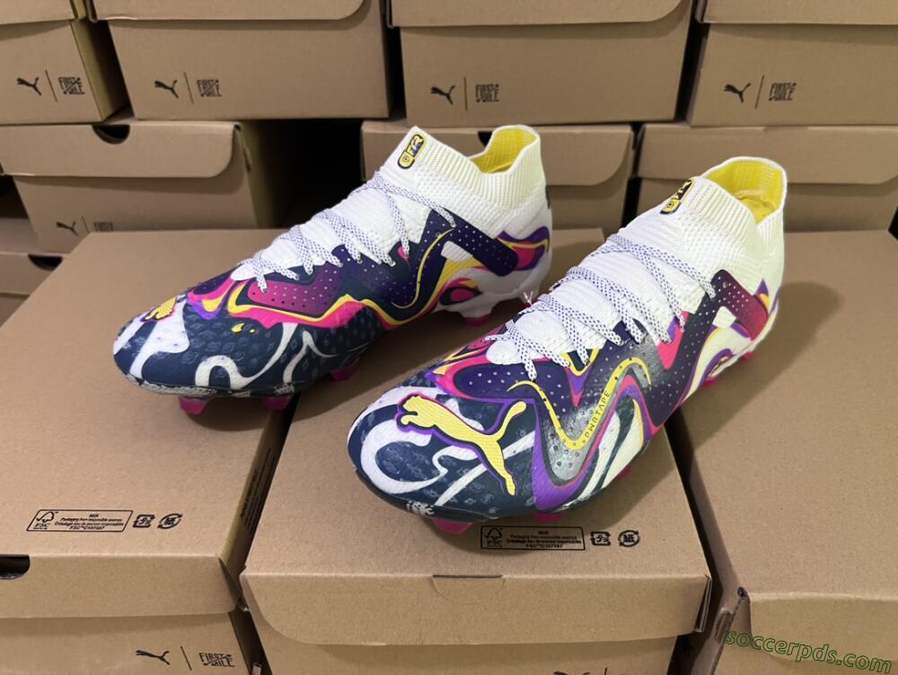 Puma Future Ultimate FG Low-Tops Football Boots - White/Rainbow