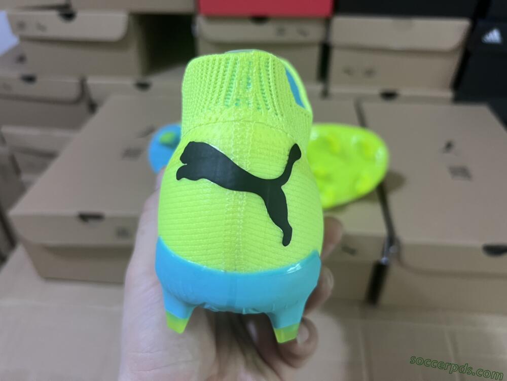 Puma Future Ultimate FG Low-Tops Football Boots - Green/Blue/Black