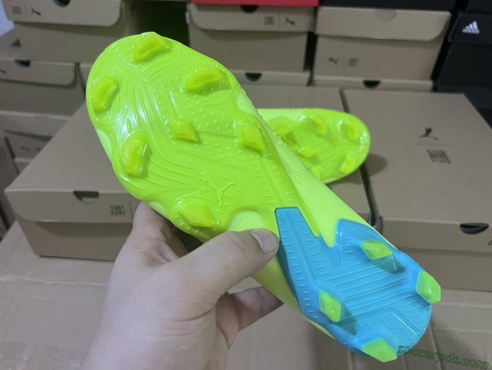 Puma Future Ultimate FG Low-Tops Football Boots - Green/Blue/Black